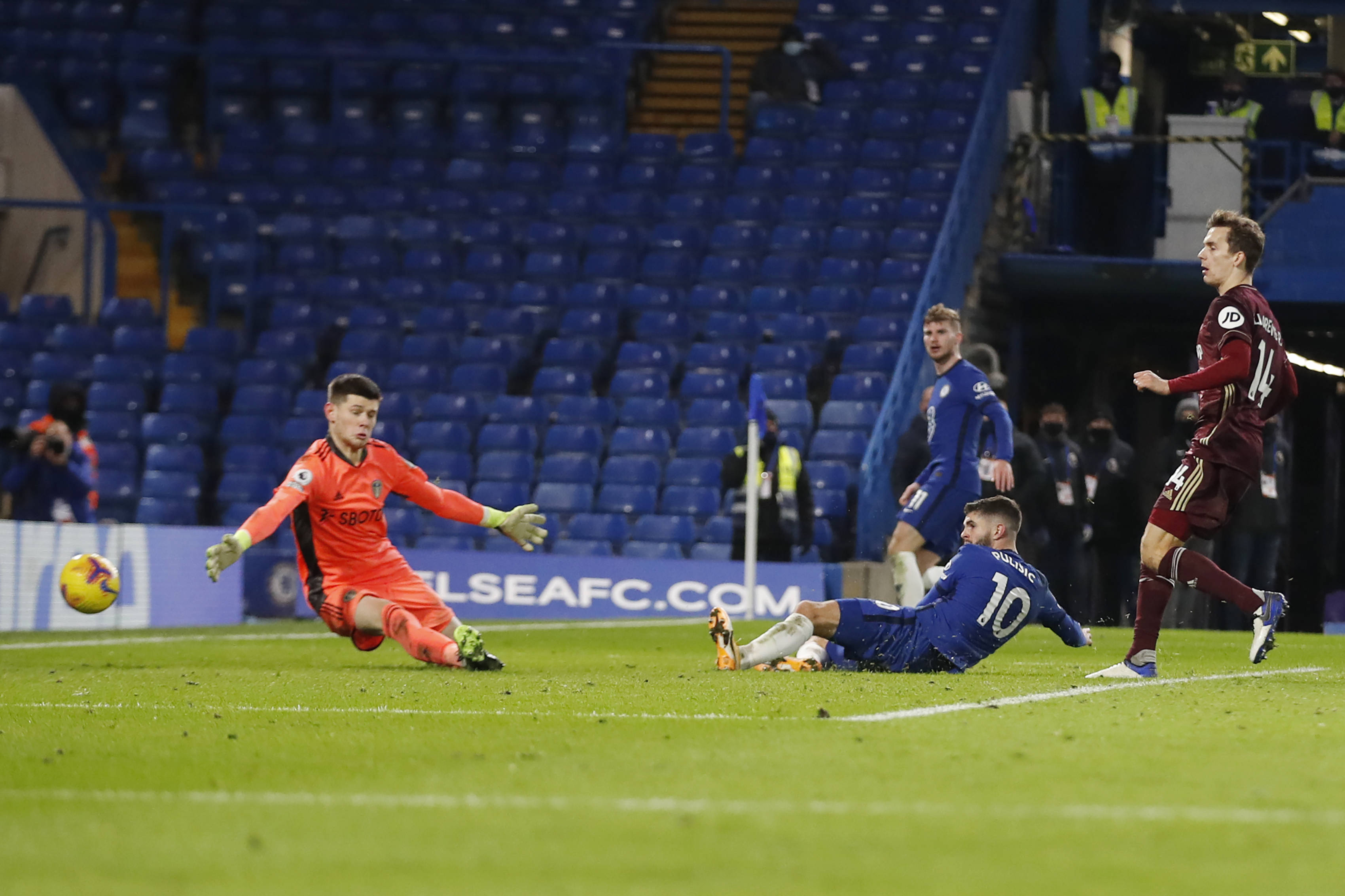 徐江：李鐵下課可能性增大 足協將考慮新任主帥.